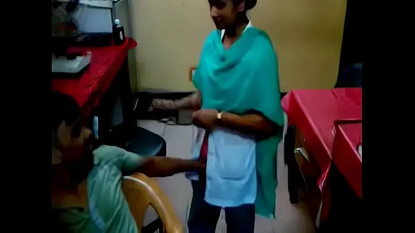 Suuret hospital technician fingered lady nurse huippuleikkeet