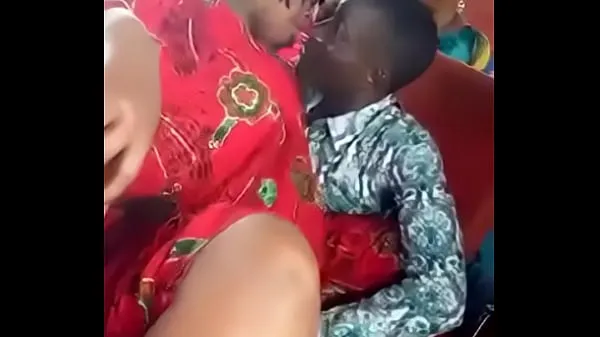 Büyük Woman fingered and felt up in Ugandan bus en iyi Klipler