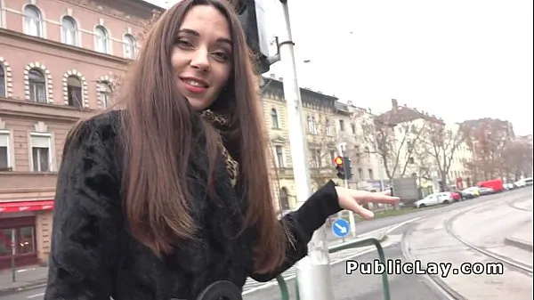 Veľké Hot Russian Milf picked up in public najlepšie klipy