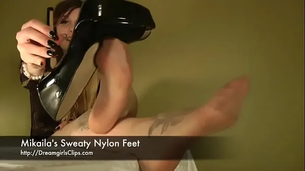 Μεγάλα Mikaila's Sweaty Nylon Feet - www..com/8983/15623122 κορυφαία κλιπ