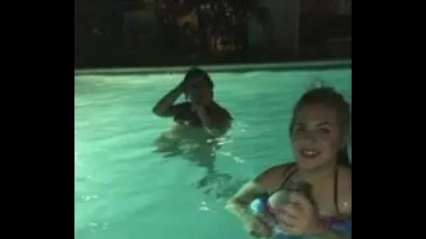 Big Fuck in the pool top Clips