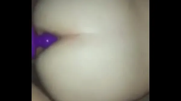 Big Wife takes toy and dick top Clips