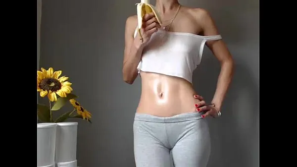 Store Fitness girl shows her perfect body beste klipp