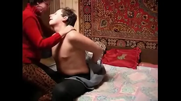 Büyük Russian mature and boy having some fun alone en iyi Klipler