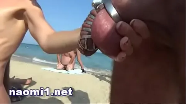 Nagy piss and multi cum on a swinger beach cap d'agde legjobb klipek