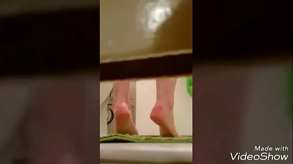 Voyeur twins shower roommate spy Klip teratas Besar