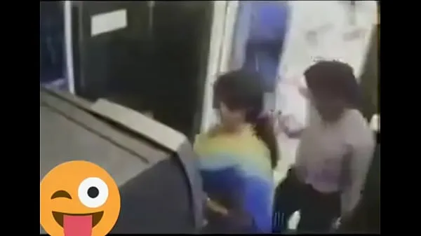 Grandi India ATM sexy video xgclip principali