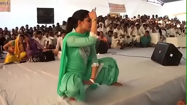 คลิปยอดนิยม Because of this dance, the dream was a hit! Sapna choudhary first hit dance HIGH คลิปยอดนิยม