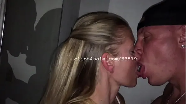 Stora Dom and Diana Kissing Video 4 toppklipp