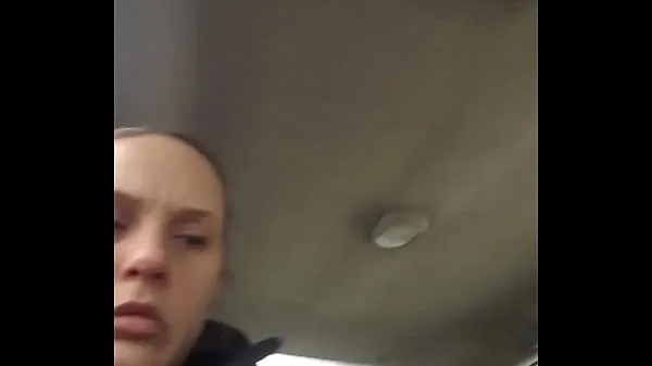 Duże Hot gf pleases herself in the car najlepsze klipy