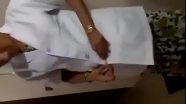 بڑے Tamil nurse remove cloths for patients ٹاپ کلپس