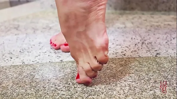Velké Sweet feet - Foot job and foot fetish with Lohanny Brandao nejlepší klipy