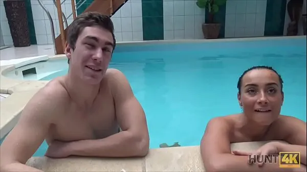 HUNT4K. Sex adventures in private swimming pool Clip hàng đầu lớn