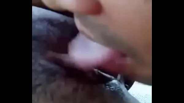 Big Pussy licking top Clips
