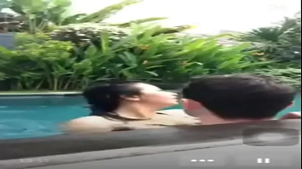 Big Indonesian fuck in pool during live top Clips