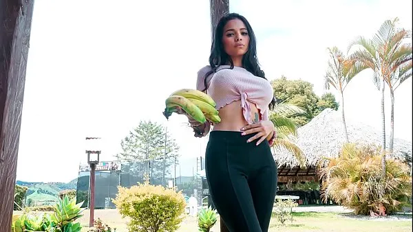 MAMACITAZ - Garcia - Sexy Latina Tastes Big Cock And Gets Fucked Klip teratas besar