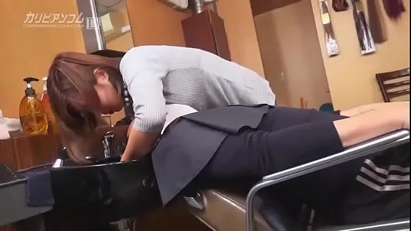 Μεγάλα Working Boobs Negligent Milk ~ Hairdresser Edition κορυφαία κλιπ