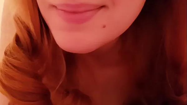 Grote SWEET REDHEAD ASMR GIRLFRIEND RELAXES YOU IN BED topclips
