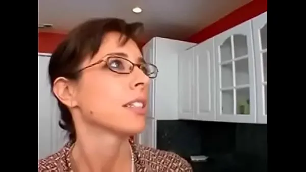Big Milf fucking in the kitchen top Clips