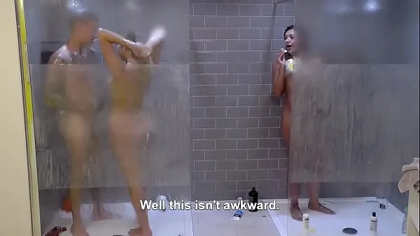 大WTF! Abbie C*ck Blocks Chloe And Sam's Naked Shower | Geordie Shore 1605顶级剪辑