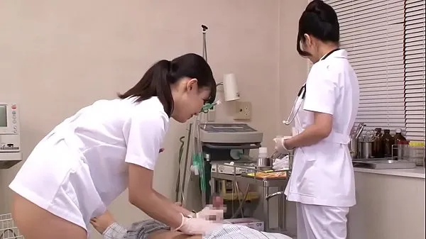 Japanese Nurses Take Care Of Patients Klip teratas besar