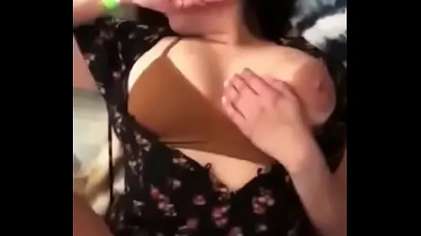 Veliki teen girl get fucked hard by her boyfriend and screams from pleasure najboljši posnetki