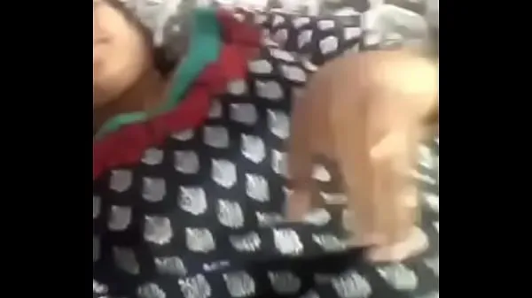 Veliki Wife making video of herself fingering for her husband najboljši posnetki