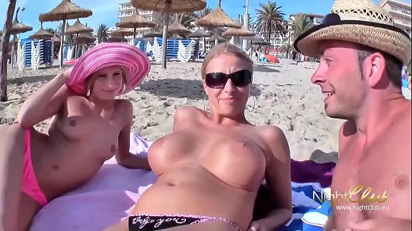 Grote German sex vacationer fucks everything in front of the camera topclips