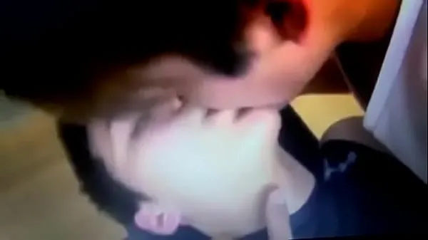 Big GAY TEENS sucking tongues top Clips