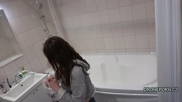 Grote Czech Girl Keti in the shower - Hidden camera topclips