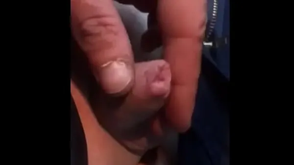 Little dick squirts with two fingers Klip teratas besar