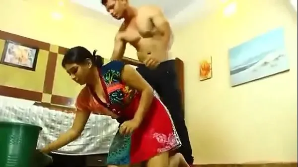 बड़े Fucking Maid in Home alone best Fuck anal with Maid शीर्ष क्लिप्स