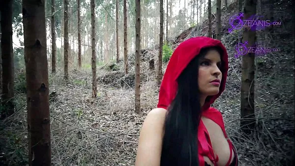 بڑے Little Red Riding Hood Tatiana Morales gets lost in the forest and is eaten by the wolf halloween special ٹاپ کلپس