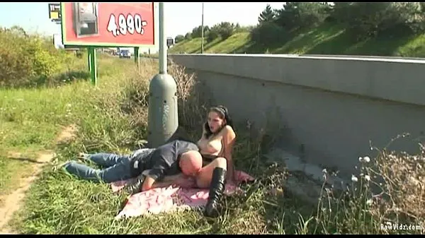 Grote Naughty Couple Public Sex Roadside topclips