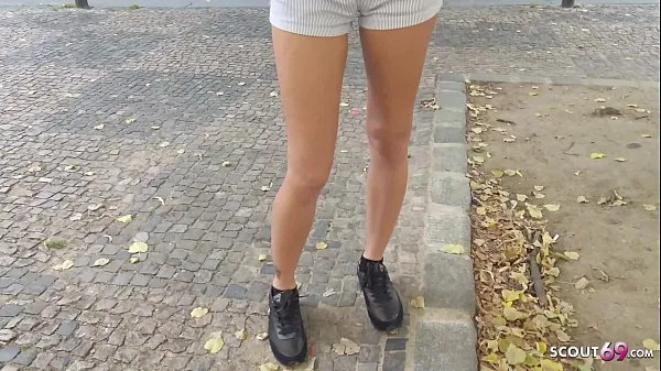 Grote GERMAN SCOUT - CUTE TEEN CINDY TALK TO FUCK AT REAL STREET CASTING topclips