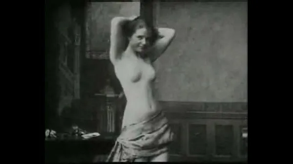 FRENCH PORN - 1920 Klip teratas Besar