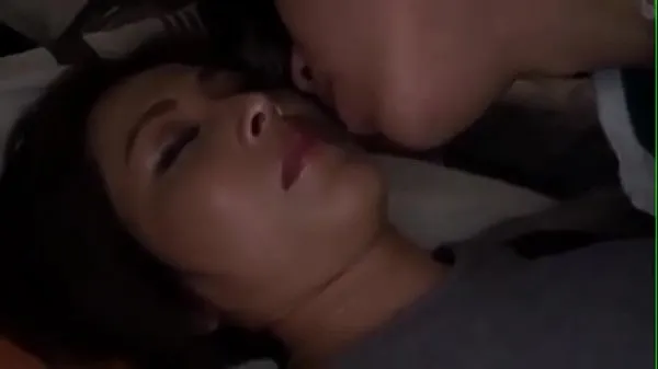 Suuret Japanese Got Fucked by Her Boy While She Was s huippuleikkeet