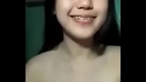cute indonesian girl with nice boobs Klip teratas besar