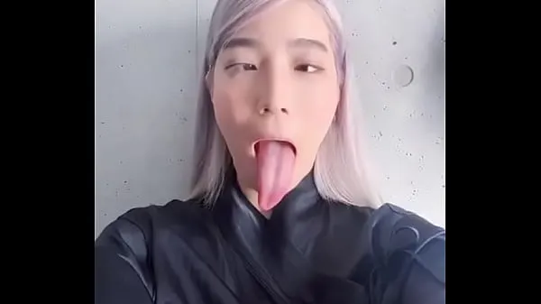 بڑے Ahegao slut with long tongue ٹاپ کلپس