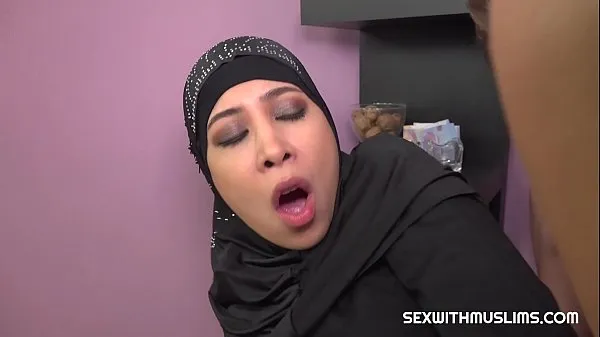 Hot muslim babe gets fucked hard Klip teratas Besar