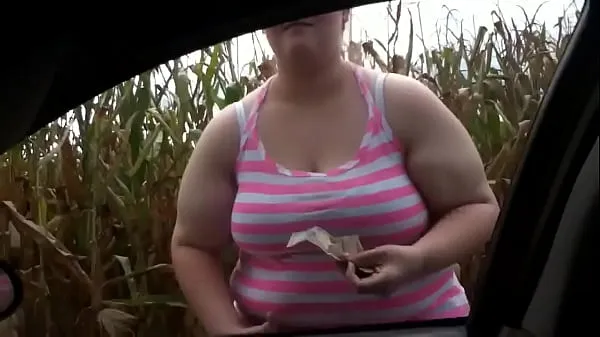 Grote County girl outside topclips