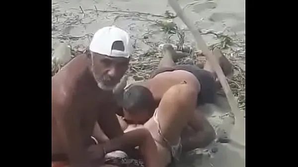 Big Caught on the beach top Clips