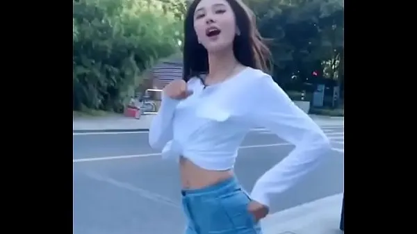 Grandi Public account [喵泡] Douyin popular collection tiktok! Sex is the most dangerous thing in this world! Outdoor orgasm danceclip principali