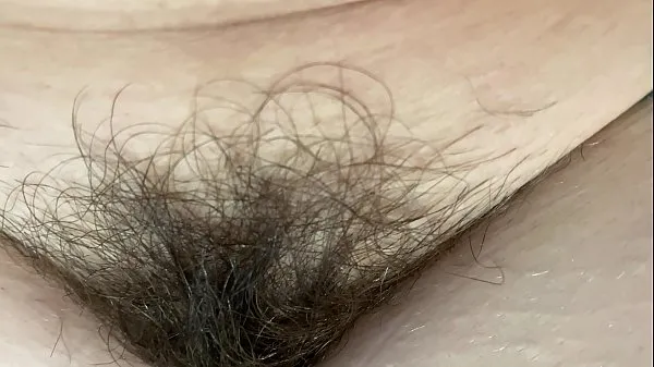 Velké extreme close up on my hairy pussy huge bush 4k HD video hairy fetish nejlepší klipy