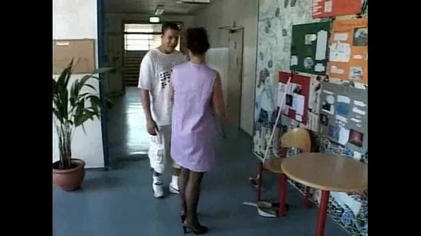 Store German Cleaning Woman get fucked by young guy beste klipp