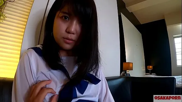 Veliki 18 years old teen Japanese with small tits gets orgasm with finger bang and sex toy. Amateur Asian with costume cosplay talks about her fuck experience. Mao 6 OSAKAPORN najboljši posnetki