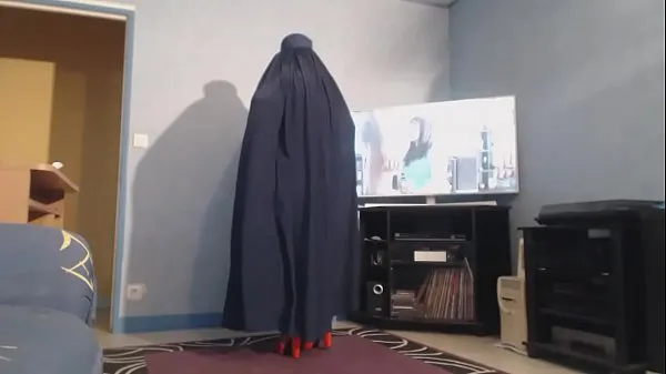 muslima big boobs in burka Klip teratas besar