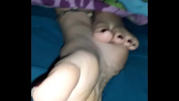 s. sexy white toes Klip teratas besar