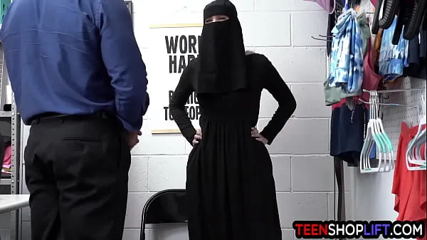 Büyük Muslim teen thief Delilah Day exposed and exploited after stealing en iyi Klipler