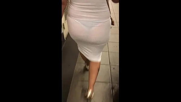 Store Wife in see through white dress walking around for everyone to see beste klipp
